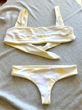 KAOHS Hampton Yellow Tye Dye Tie-Back Bikini Set - Top S / Bottom M